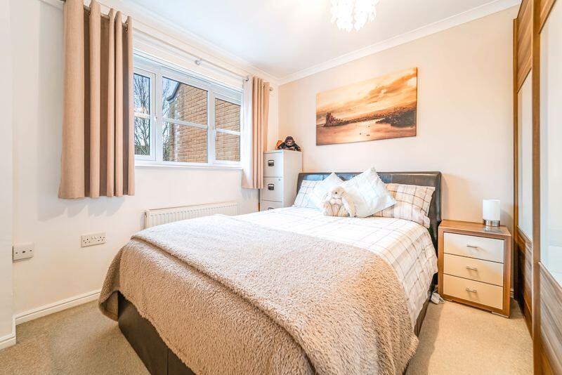 Additional image 15 of Oaktree Place, St Georges - FABULOUS SEMI