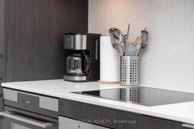 Additional image 18 of 158 Front St Unit 1313