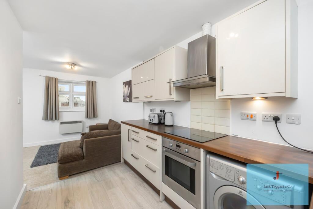 Additional image 4 of Southview Close, Shoreham-by-Sea, BN43