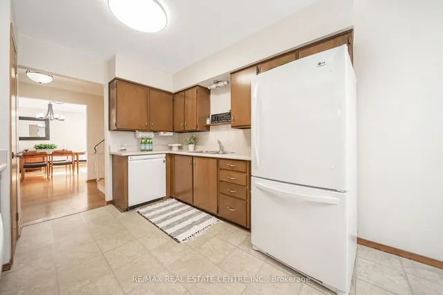 Additional image 21 of 32 Governor Grove Cres