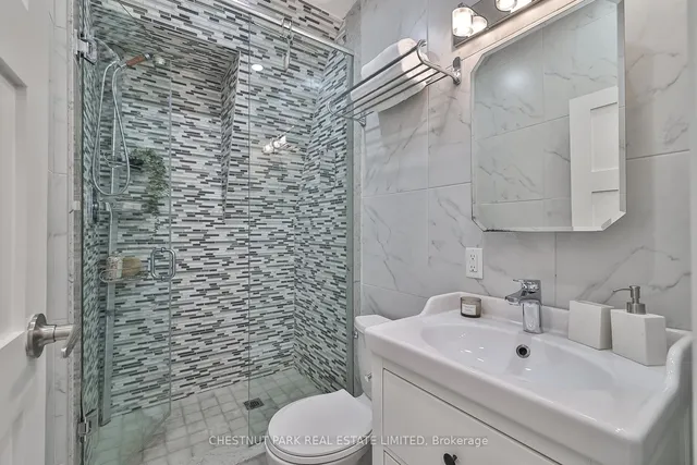 Additional image 25 of 150 Christie St