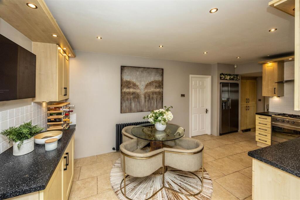 Additional image 5 of Coniston Avenue, Queensbury, Bradford