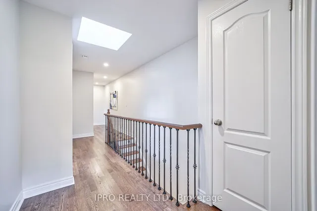 Additional image 37 of 310 Aylesworth Ave