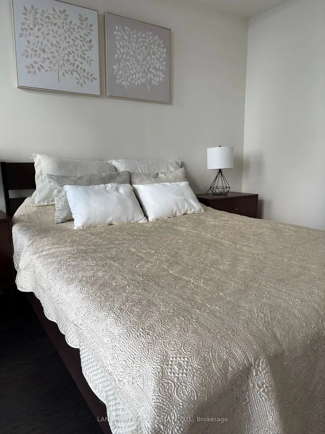 Additional image 17 of 825 Church St Unit 2901