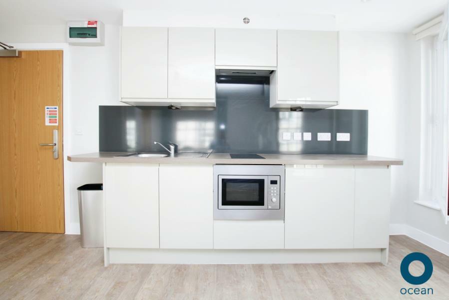 Additional image 5 of Small Street - City Centre