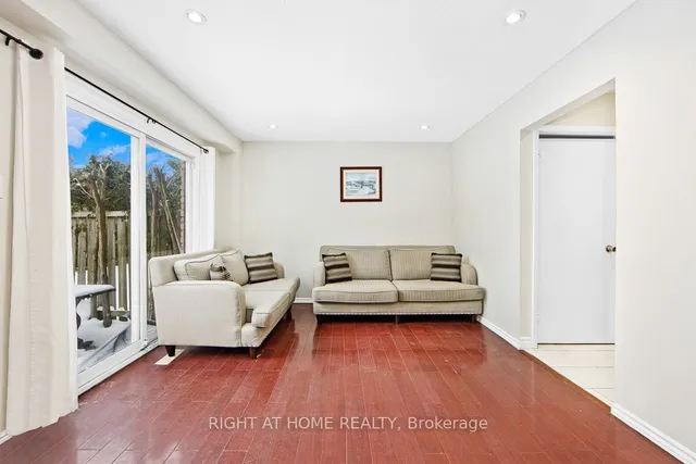 Additional image 3 of 50 Silver Bell Grve Unit 5