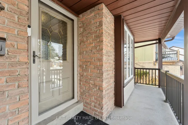 Additional image 6 of 121 Royal Palm Dr