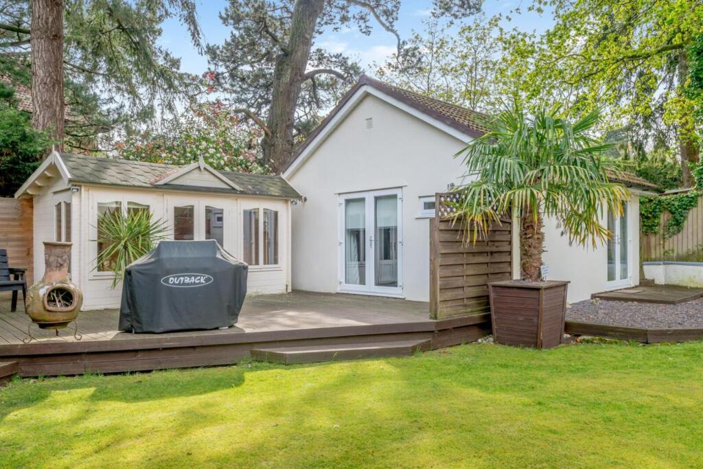 Additional image 31 of Woodland Walk, Ferndown, Dorset, BH22