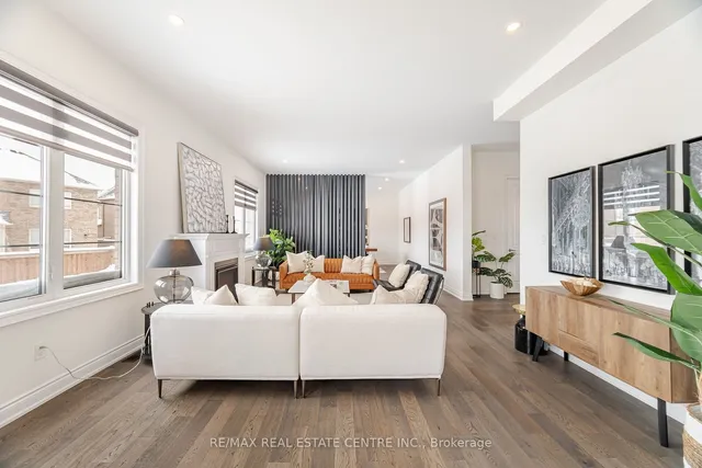 Additional image 18 of 583 Beam Crt