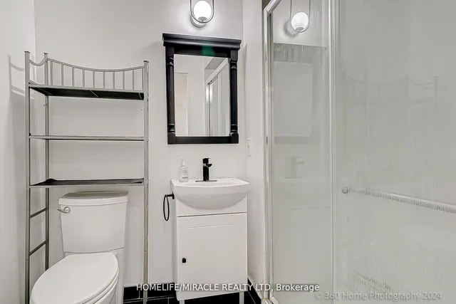 Additional image 24 of 581 Hayward Cres