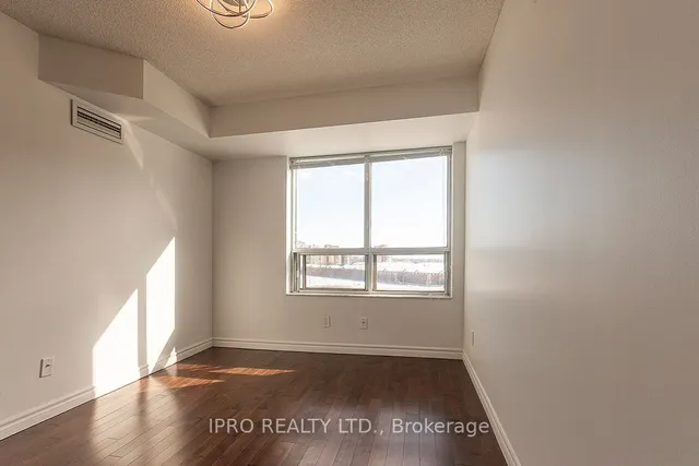 Additional image 24 of 25 Kingsbridge Garden Circ Unit 716