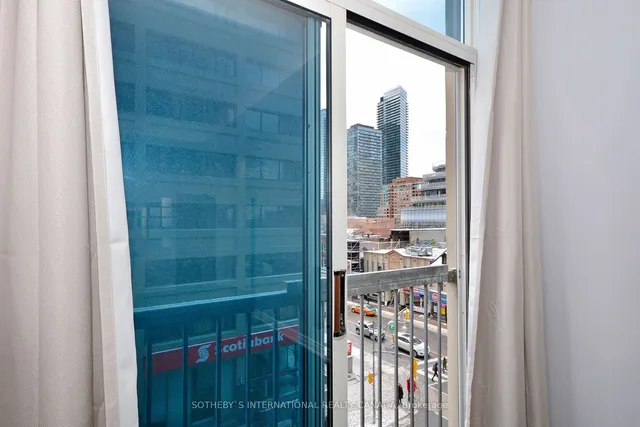 Additional image 12 of 8 Wellesley St Unit 507