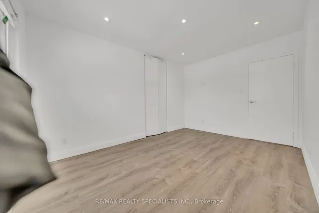 Additional image 23 of 98 Ruskview Rd