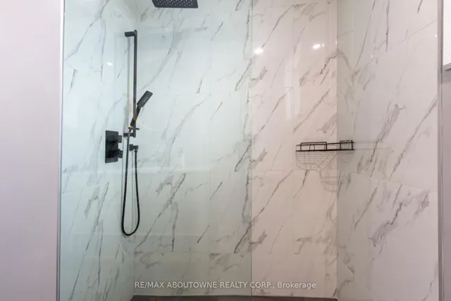 Additional image 37 of 1373 Harmsworth Sq