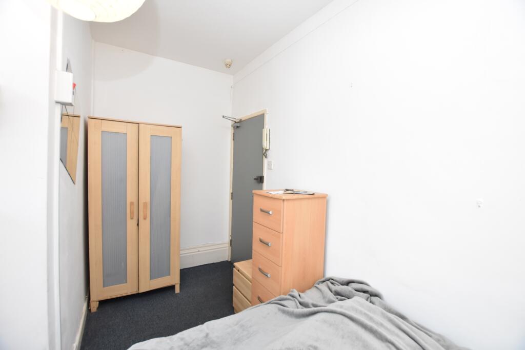 Additional image 13 of Room 4, St Pauls Road, Lower Maisonette, Clifton, Bristol, BS8 1LT