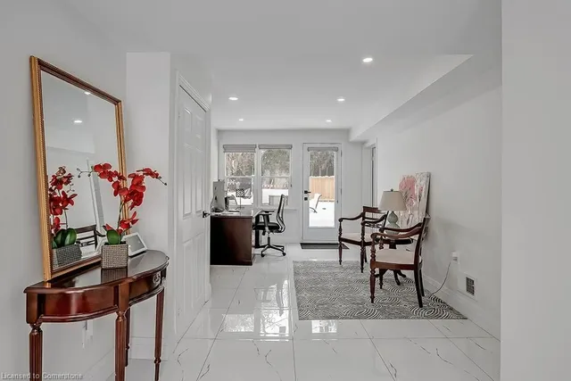 Additional image 6 of 431 Walker's Line