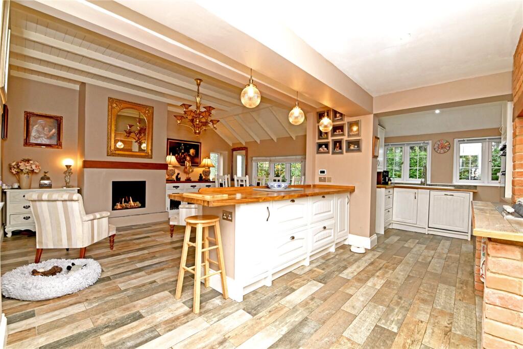 Additional image 21 of Kennard Road, New Milton, Hampshire, BH25