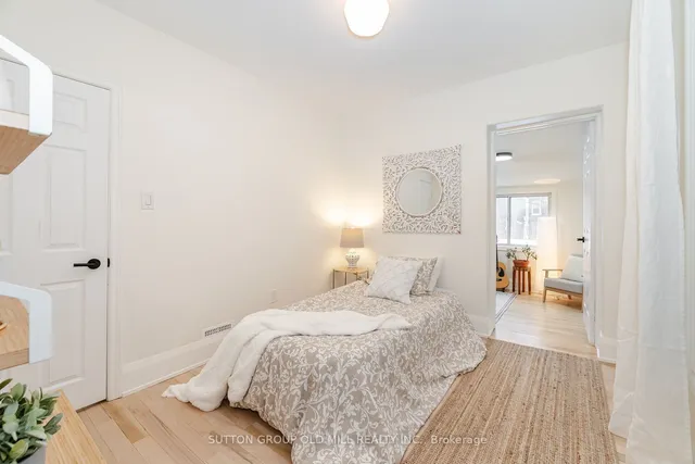 Additional image 27 of 45 Mcfarland Ave