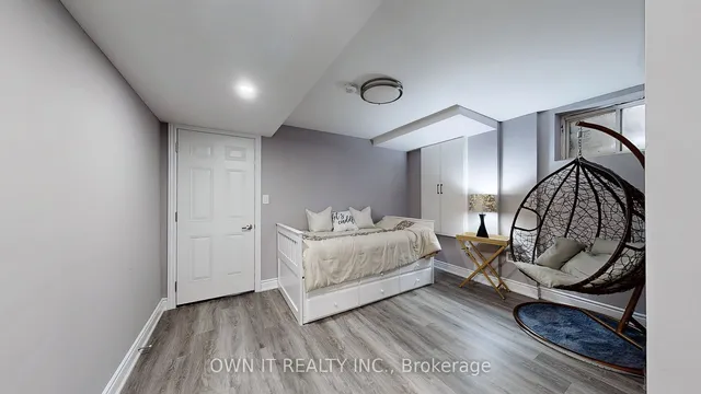 Additional image 37 of 74 Merlin St