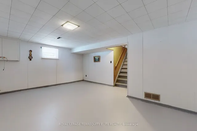 Additional image 33 of 207 Blake Ave