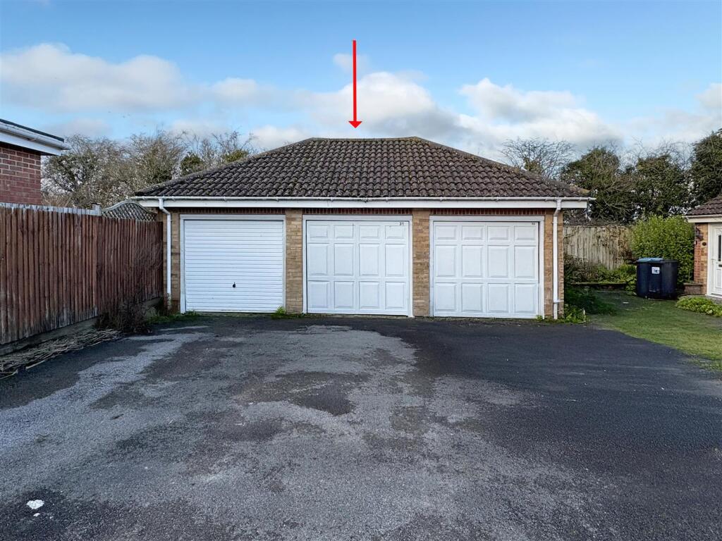 Additional image 11 of Linnet Close, Littlehampton