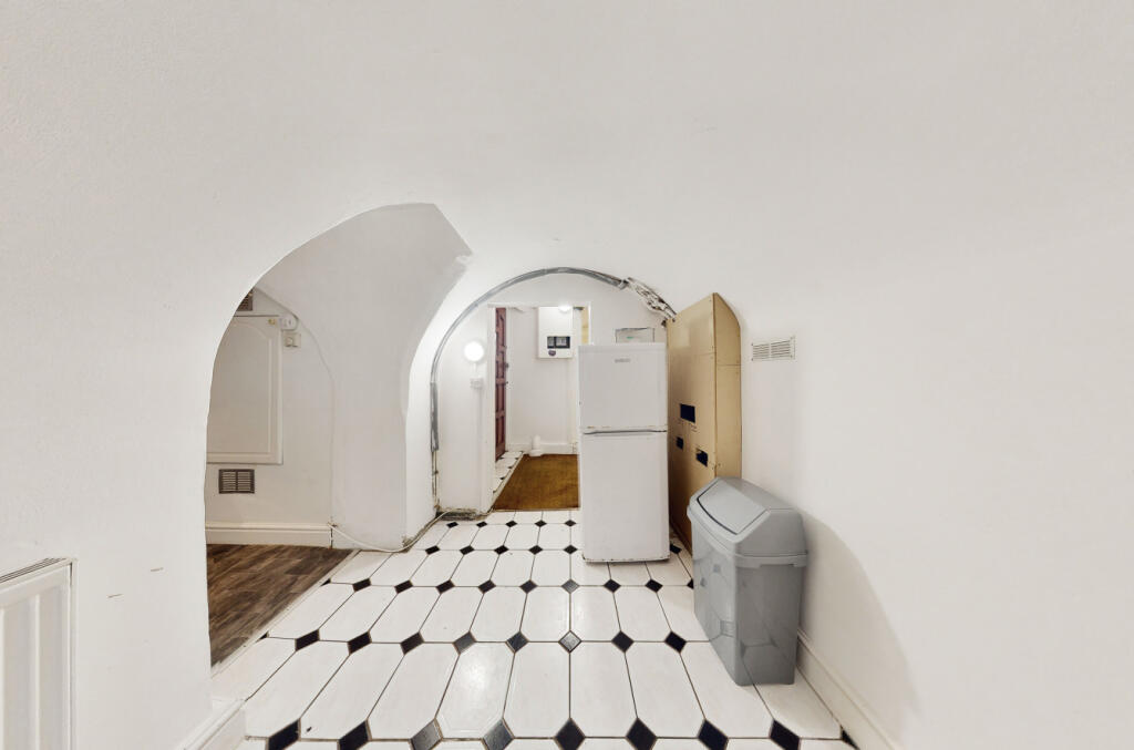 Additional image 5 of Lansdown