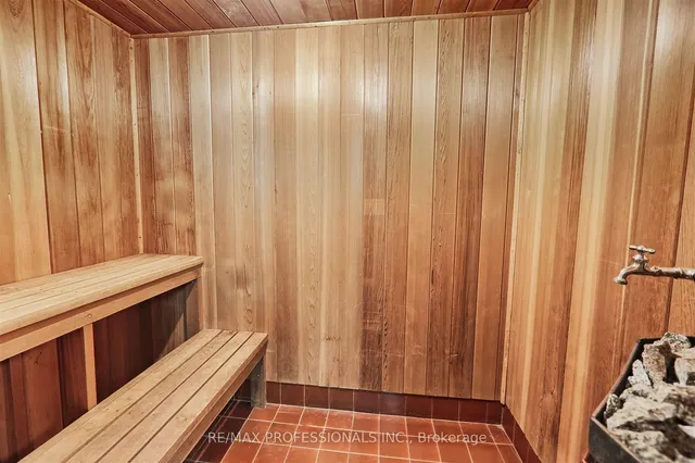 Additional image 32 of 43 Canterbury Cres