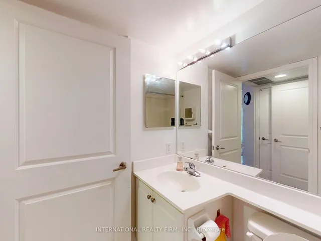 Additional image 16 of 31 Bales Ave Unit 816