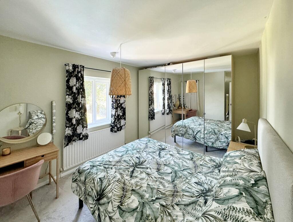 Additional image 12 of Laburnum Way, Bromley, BR2