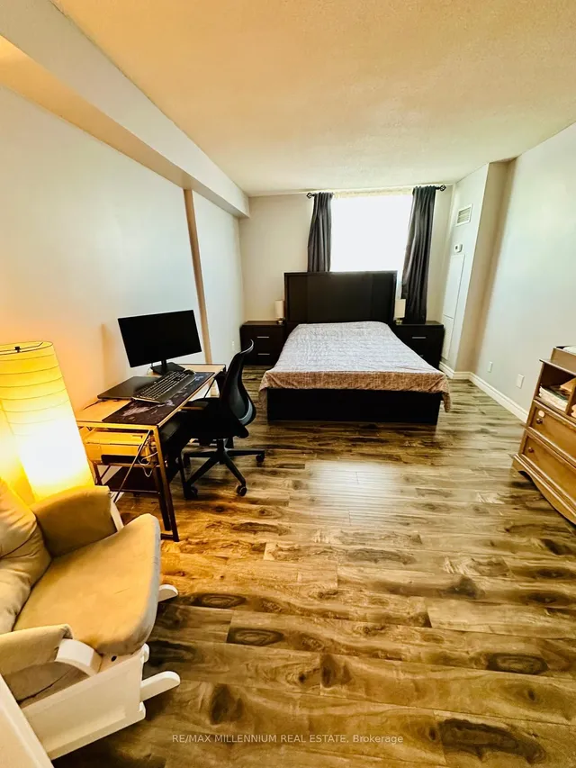 Additional image 31 of 1425 Ghent Ave Unit 902