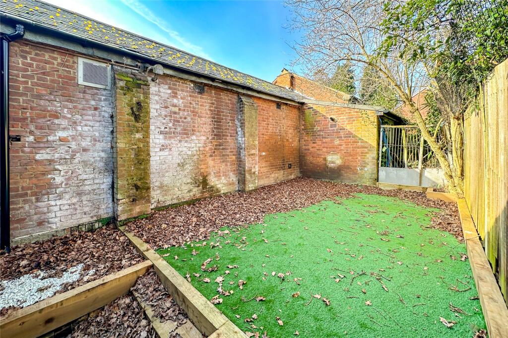 Additional image 10 of St. Stephens Hill, St. Albans, Hertfordshire, AL1