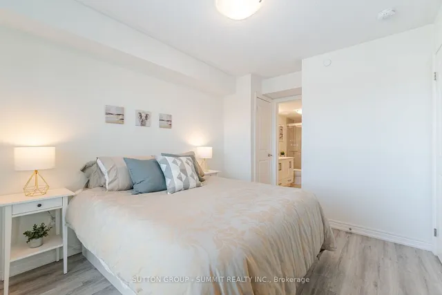 Additional image 23 of 2205 LILLYKIN St Unit 3