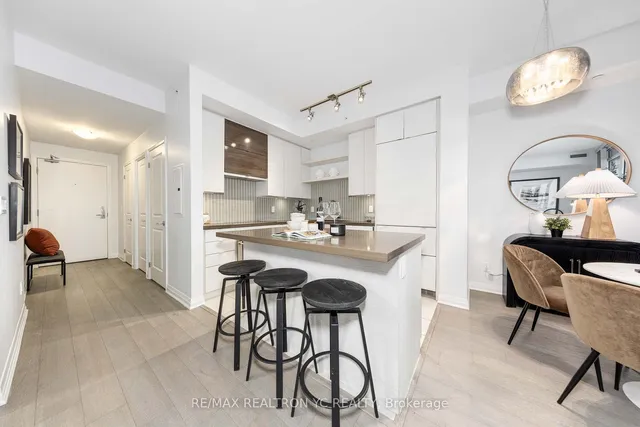 Additional image 4 of 59 Annie Craig Dr Unit 1005