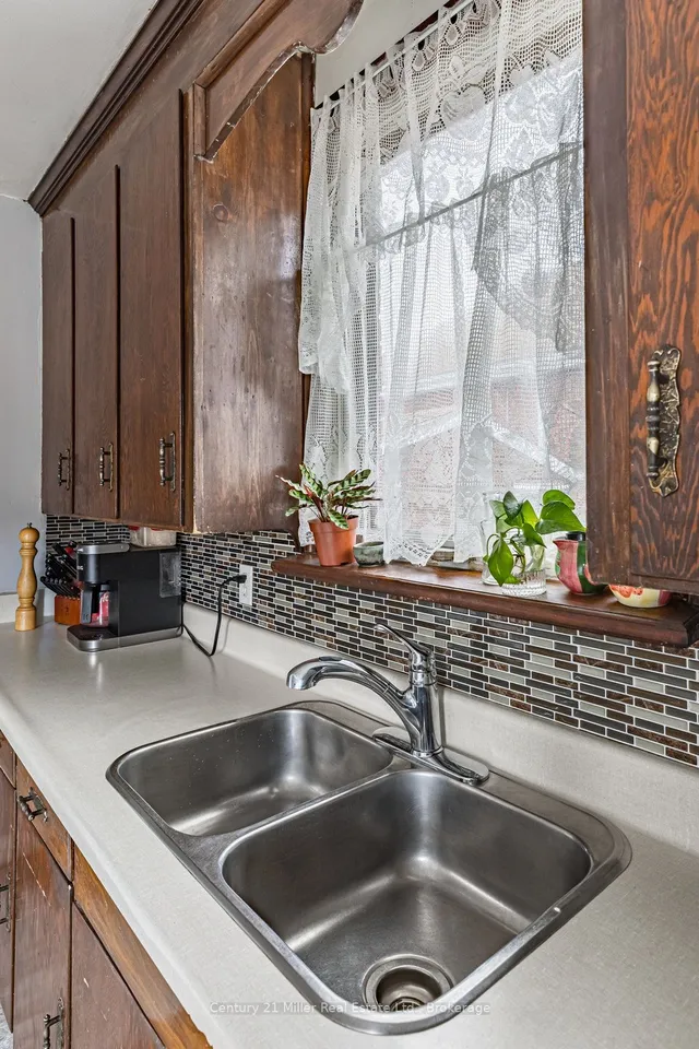 Additional image 30 of 131 Harmony Ave