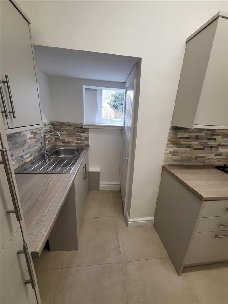 Additional image 4 of Holme Lane, Bradford