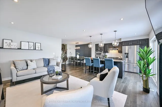 Additional image 12 of 1176 Duignan Cres