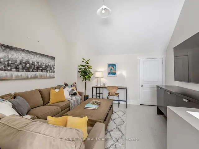 Additional image 24 of 21 Salisbury Ave