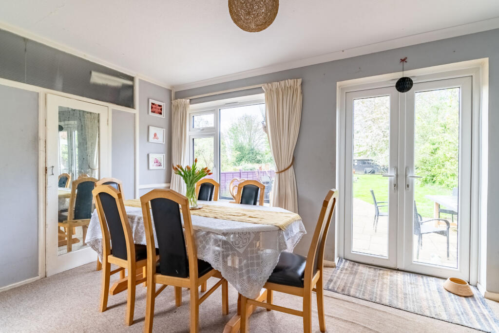 Additional image 7 of Pondfield Crescent, St. Albans, Hertfordshire, AL4