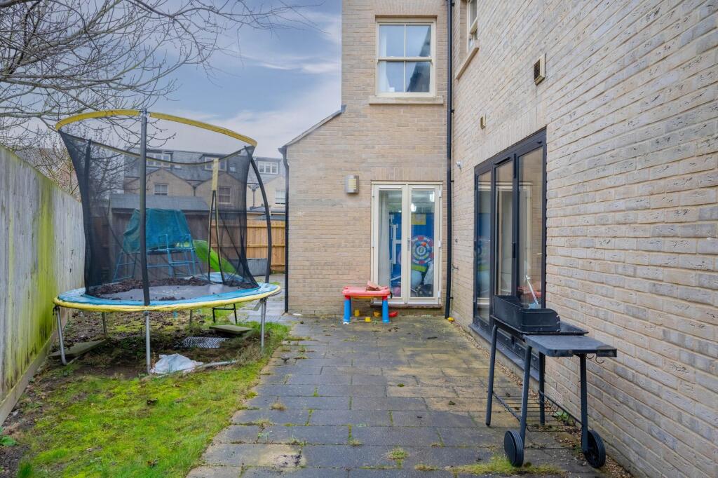 Additional image 15 of Vinery Road, Cambridge, CB1