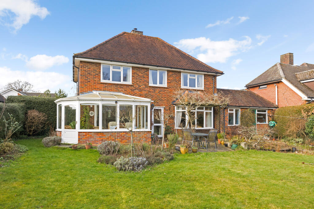 Additional image 22 of Wood End Hill, Harpenden, AL5