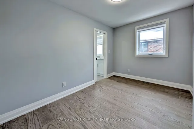 Additional image 18 of 14 Bradfield Ave