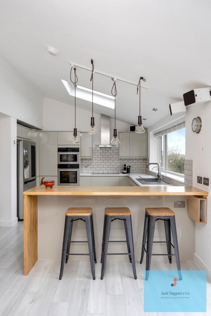 Additional image 7 of Redhill Drive, Brighton, BN1