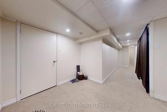 Additional image 35 of 592 Davenport Rd