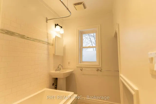 Additional image 19 of 238 Woodfield Rd