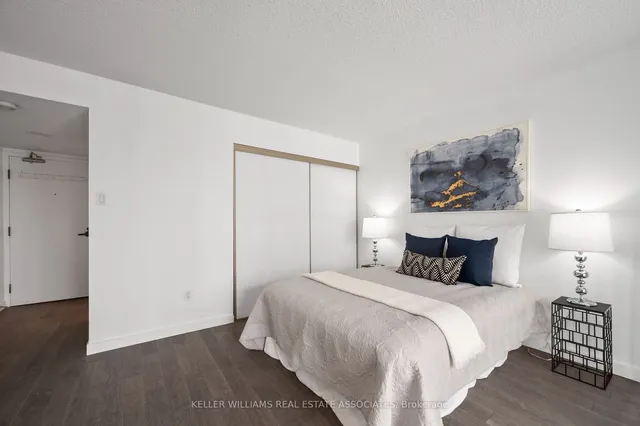 Additional image 26 of 25 Maitland St Unit 1202