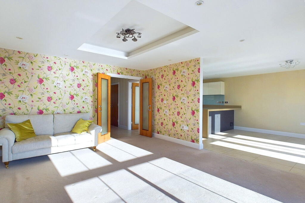 Additional image 5 of Marine Parade, Worthing, BN11 3FE