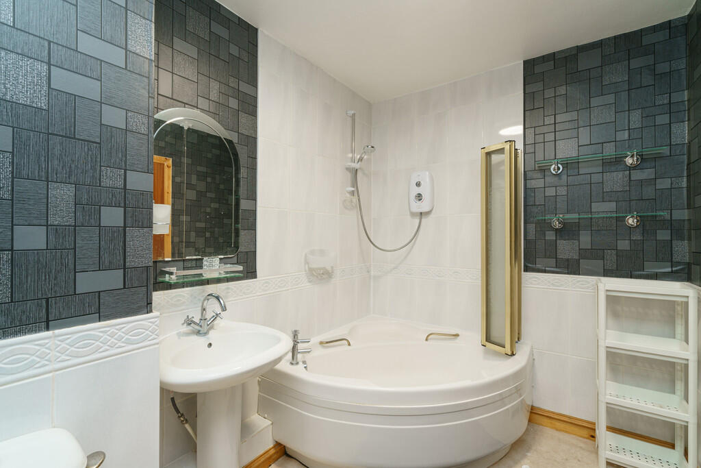 Additional image 7 of Raeden Crescent, Aberdeen
