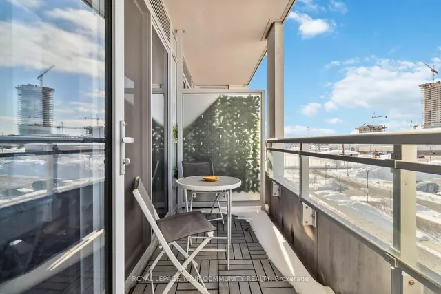 Additional image 28 of 1050 Main St Unit 324