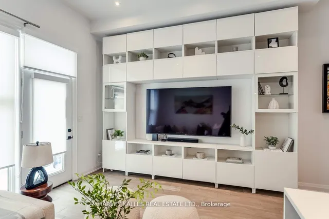 Additional image 12 of 454 Whitmore Ave