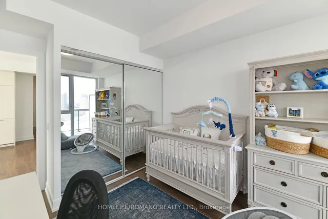 Additional image 14 of 30 Inn On The Park Dr Unit 1409